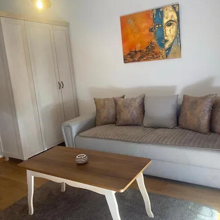 Apartamento Garsonjera Siti Kvart